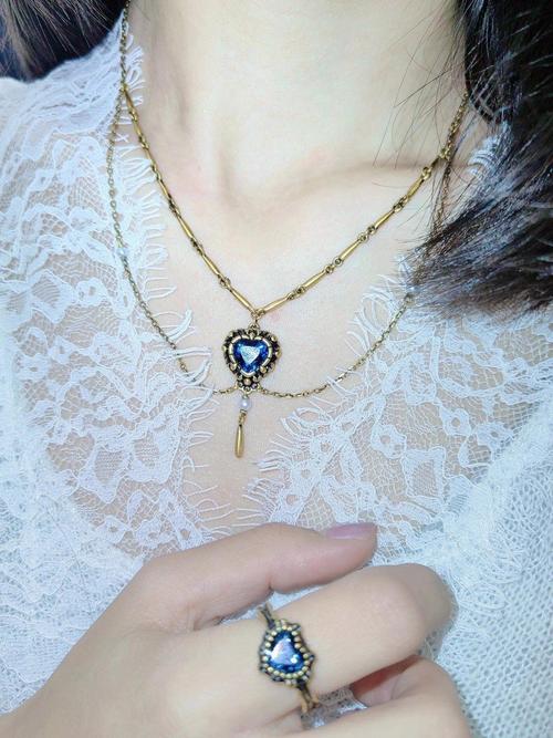 暗夜与深海交汇 黑金版本「海洋之心」珠宝美学解析